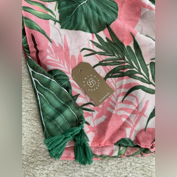 Janice Apparel - Swimsuit Cover Up - NEW with TAGS - Picture 5 of 6